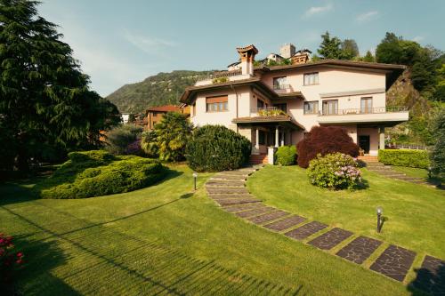 . Villa Dervio