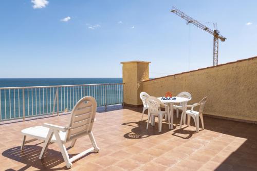  Pleno Sol, 45 in Cullera