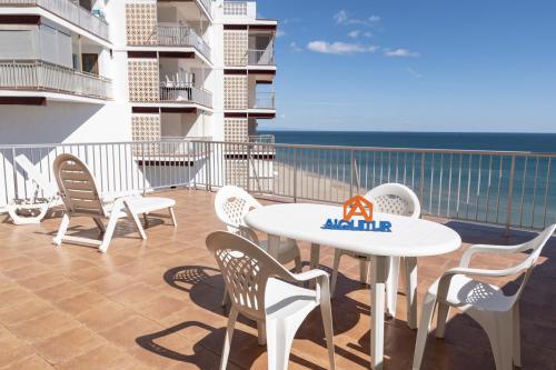  Pleno Sol, 45 in Cullera