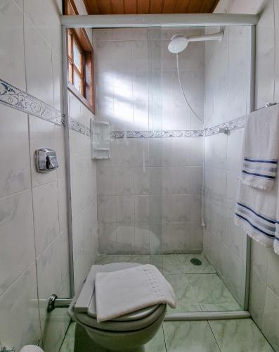 Basic Triple Room image 2