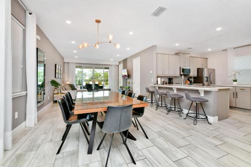 Modern House by Rentyl Near Disney with Private Pool & Resort Amenities - 393S - image 9