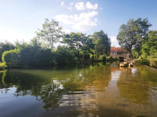 Le Moulin de Villiers in Gudmont-Villiers