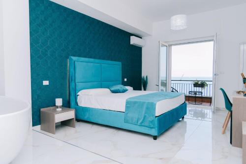 FronteMare Suite Room Type - King Room with Sea View