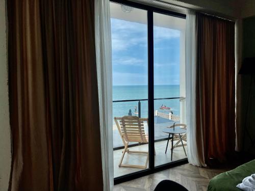 Claude Monet Seaside Hotel