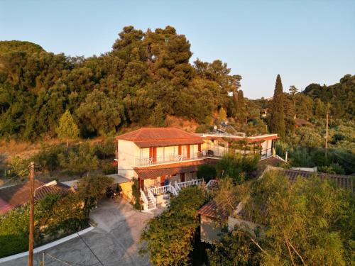Pemandangan luar, Petros Giatras - Rooms in Zakynthos Island