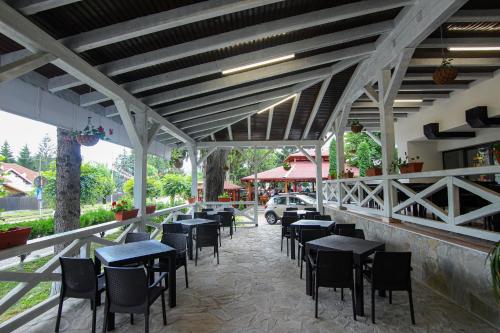 Teju Hotels - image 9