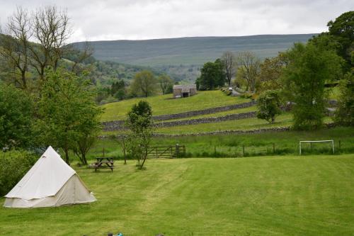 Sweetbriar Cottage Bed & Breakfast and Camping