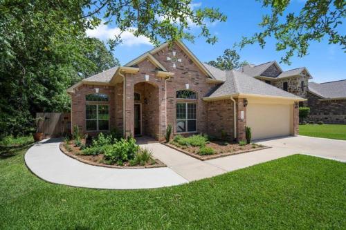 Spacious Conroe Home around 4 miles to the Lake in Montgomery, USA