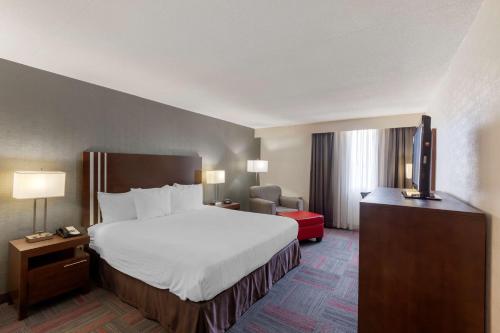 Best Western Plus Toronto Airport Hotel