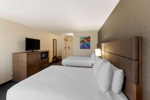 Best Western Plus Toronto Airport Hotel