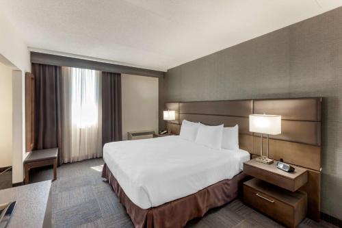 Best Western Plus Toronto Airport Hotel