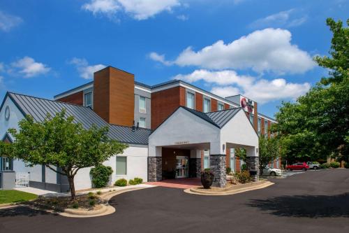 Best Western Plus Beckley Inn