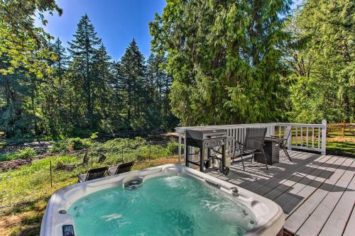 . Riverfront Dorena Home with Hot Tub and Game Room!