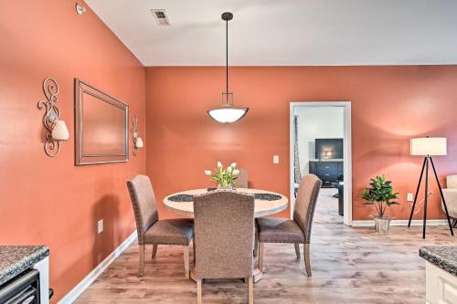 Elegant Fayetteville Condo 8 Mi to Downtown! in Fort Bragg, USA