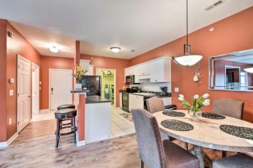 Elegant Fayetteville Condo 8 Mi to Downtown! in Fort Bragg, USA