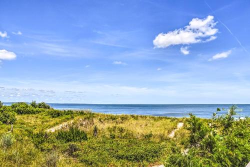 Bright Norfolk Home Less Than Half Mi Stroll to Beach