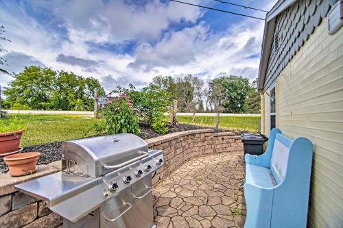 Charming Horicon Cottage and Dock on Rock River