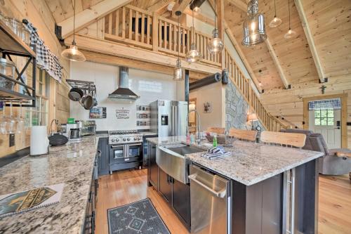 Luxe Log Cabin with Modern Finishes and Mtn Views in Maggie Valley, USA
