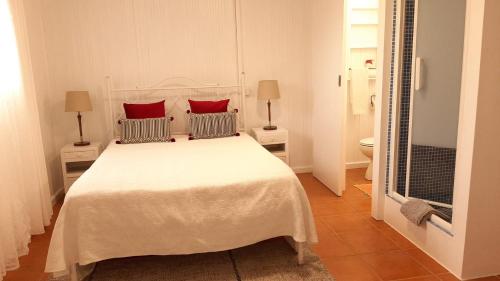 Horta House gîte à louer Praia dos Alteirinhos