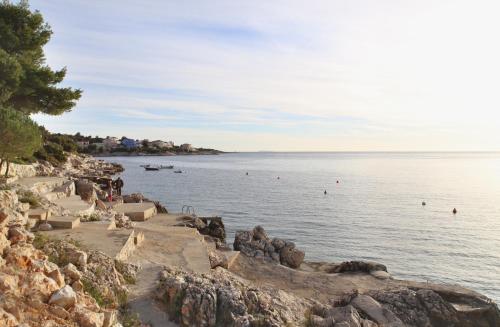  Apartments by the sea Razanj, Rogoznica - 14357 in Rogoznica