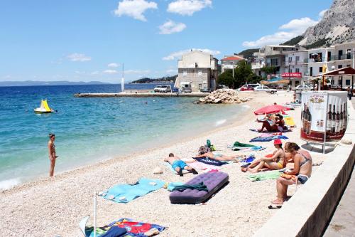 Apartments with a parking space Drasnice, Makarska - 15492