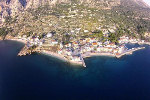 Apartments with a parking space Drasnice, Makarska - 15492