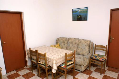 Two-Bedroom Apartment with Terrace image 3