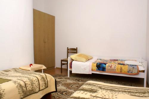 Two-Bedroom Apartment with Terrace image 6