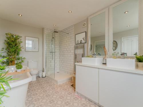 Ivy Cottage - image 14
