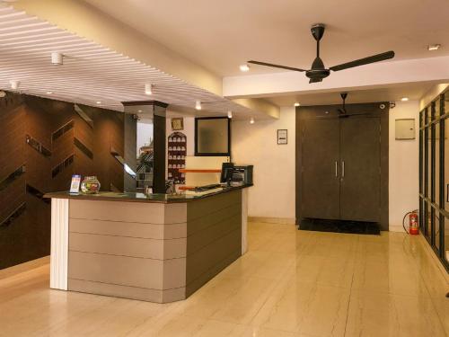 Shivani Palace Hotel, Restaurant & Party Hall