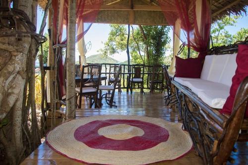 Restaurant, Ocam ocam Azur Inn - Hillside Ocean Sunsets in Busuanga