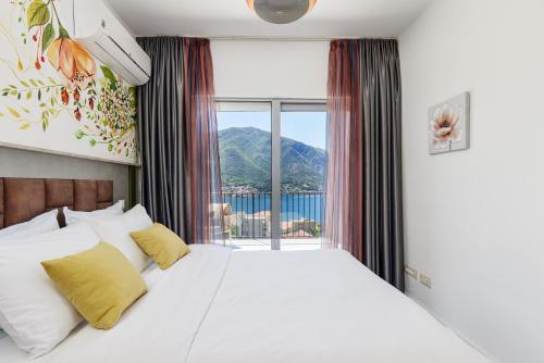 Apartment 3 With Amazing Sea View - image 3
