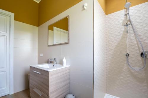 Rentopolis Villa Tiffany - image 5