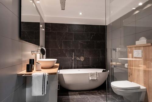 ห้องน้ำ, MAISON de la Bonne Vie in กาเกส์