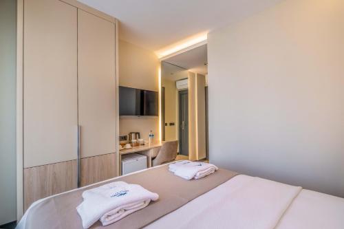 SeaTown Hotel - image 8