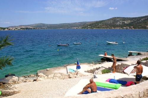 Apartments by the sea Razanj Rogoznica - 17559 - image 2