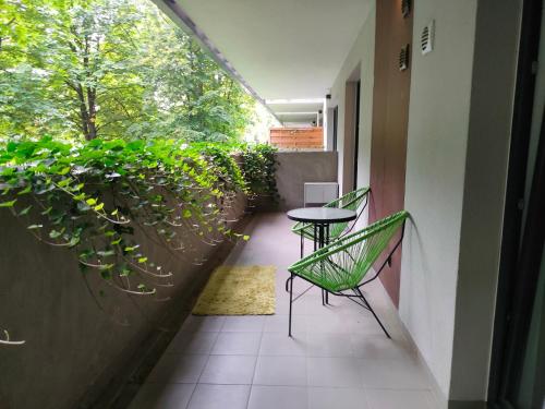 Erkély/terasz, FIRST - Green Żoliborz Apartment 6 (FIRST - Green Zoliborz Apartment 6) near Arkadia Bevásárlóközpont