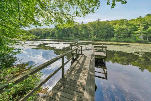 Experience Nature and Comfort at Zac Rental, a Spacious and Beautiful Property in Glen Spey