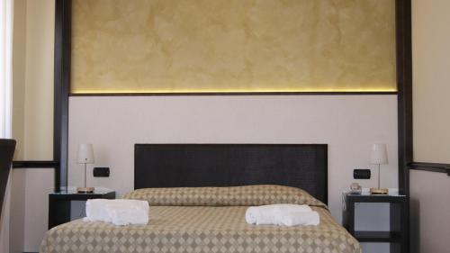 Hotel Astoria - image 11