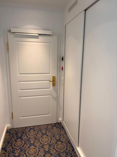 ART HOTEL HOUSE ONE Room Type - Superior Queen Room