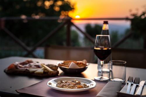 Albergo Ristorante Il Terziere – Trevi, CT