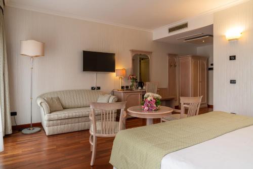 Hotel Roxy Plaza - image 7