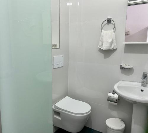 Qeparo Pano Rooms
