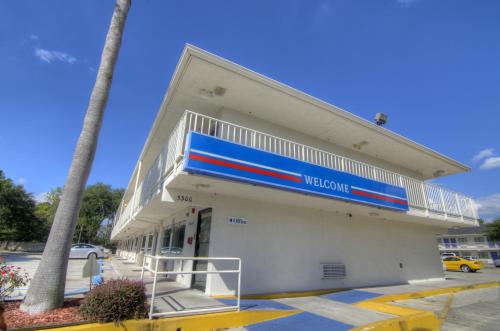 Motel 6-Orlando, FL - Winter Park