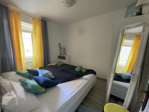  Apartment Chloe, Pension in Trogir