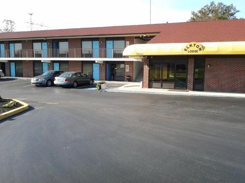 Elkton Lodge