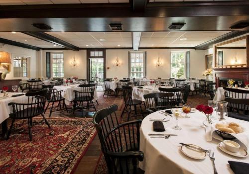 ห้องจัดเลี้ยง, General Warren in มัลเวิร์น (PA)