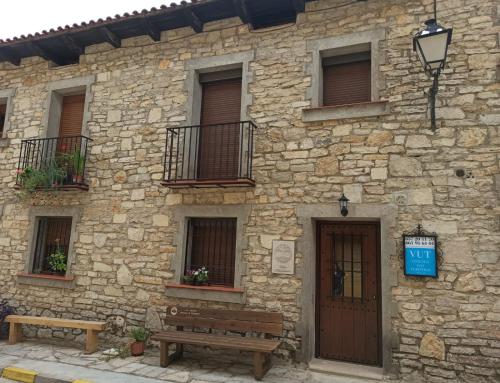  CASA MERCEDES-PUERTOMINGALVO, Ferienwohnung in Puertomingalvo