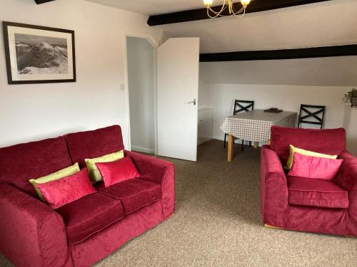 Briscoe Lodge Self Catering Apartments - image 2
