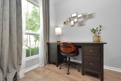 Early Green Neighborly Home in Houston, USA